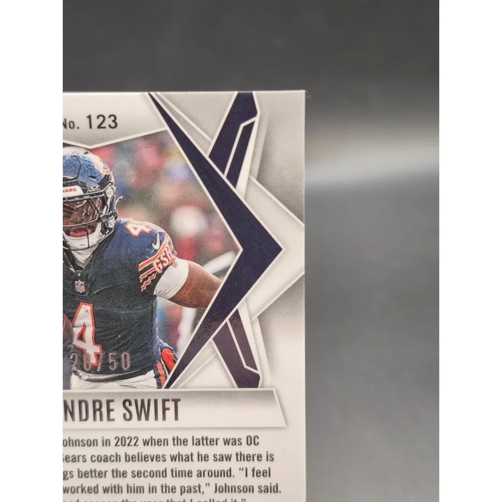 2025 Panini Phoenix D'Andre Swift #123 Teal Mojo /50 SSP Chicago Bears